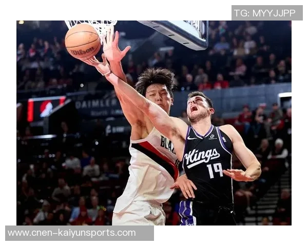 杨瀚森在对手突破时如陷泥潭提升移动速度是他亟需解决的问题